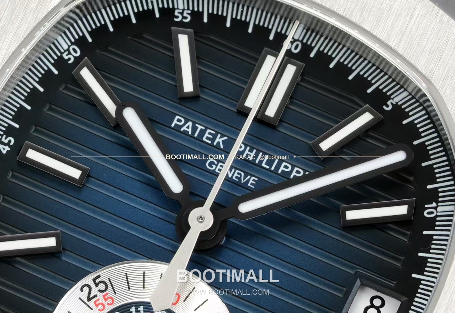 파텍필립 노틸러스 스틸 블루다이얼 크로노그래프 오토매틱 Patek Philippe Nautilus Steel Blue Dial Chronograph Automatic 5980 40.5mm 2