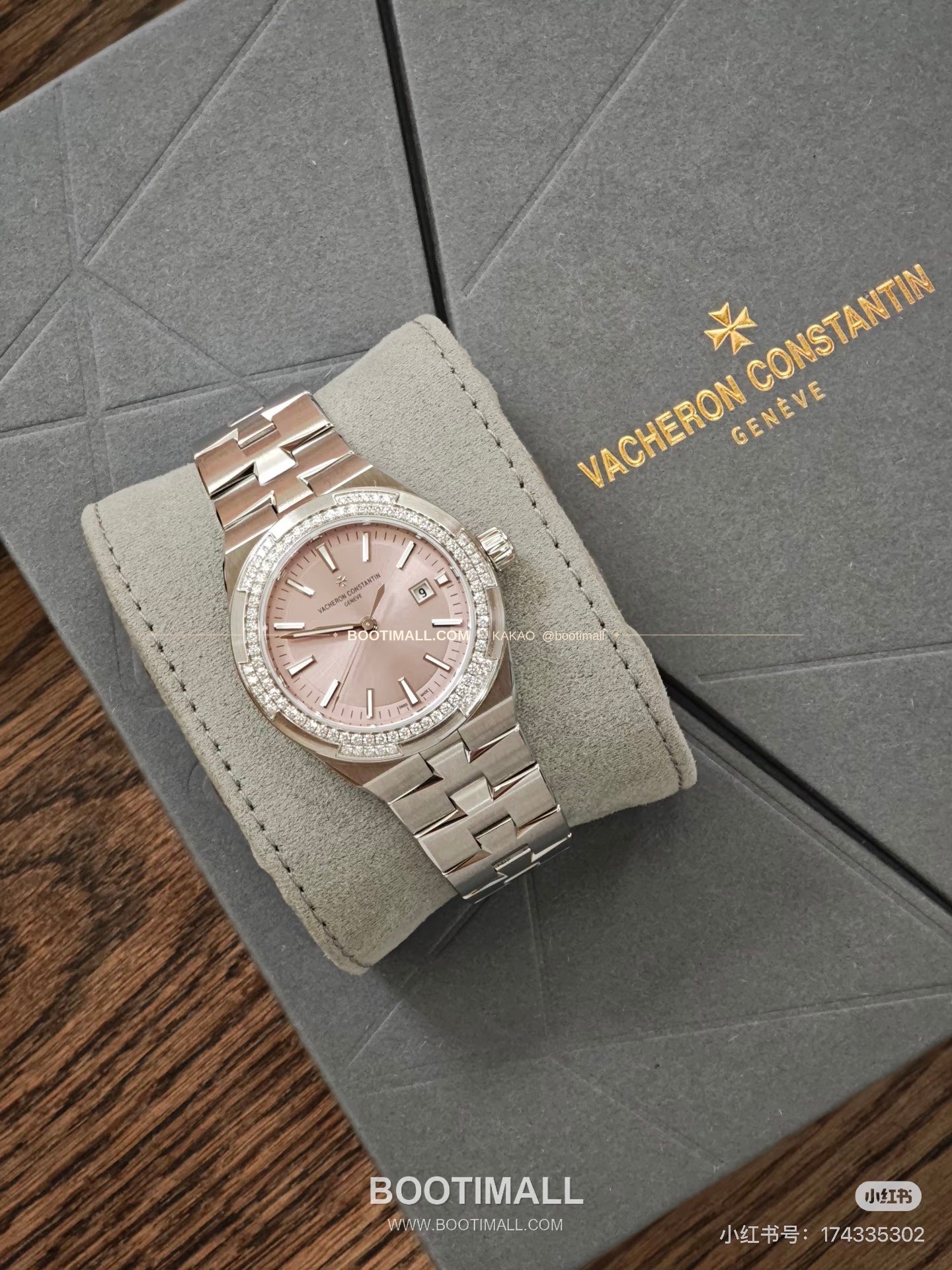 바쉐론콘스탄틴 오버시즈 스틸 선레이 다이얼 쿼츠 Vacheron Constantin Overseas Steel Sunray Dial Quartz 33mm 5