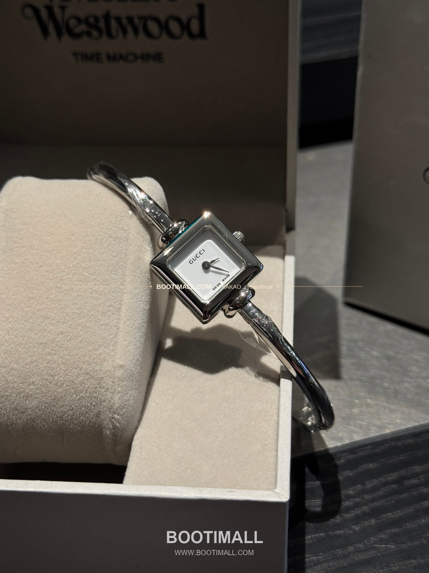 구찌 스퀘어 스틸 자개 다이얼 브레이슬릿 쿼츠 Gucci Square Steel Mother of Pearl Bracelet Quartz 20mm 1
