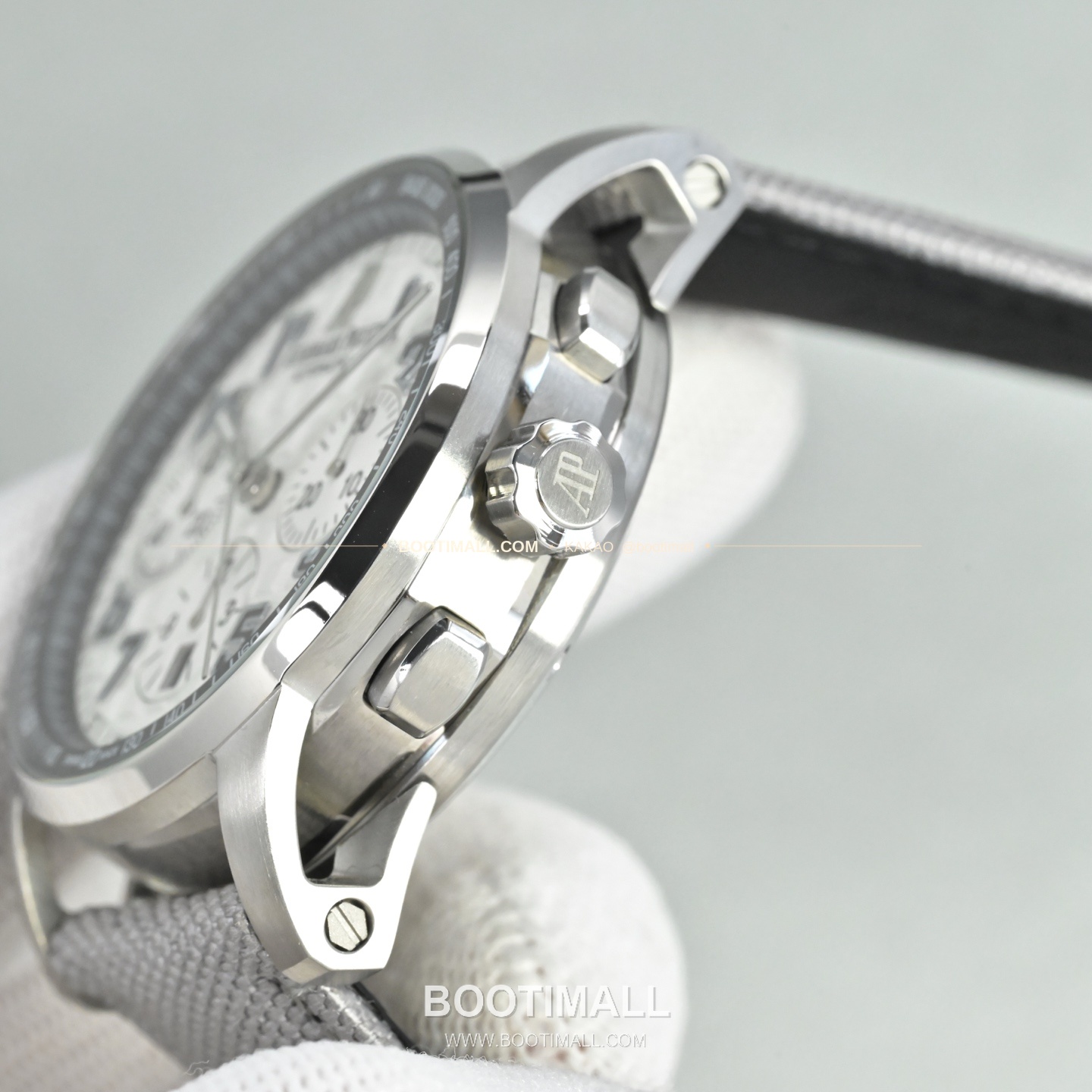 오데마피게 로얄오크 오프쇼어 크로노그래프 스틸 오토매틱 Audemars Piguet Royal Oak Offshore Chronograph Steel Automatic 26048 41mm 7