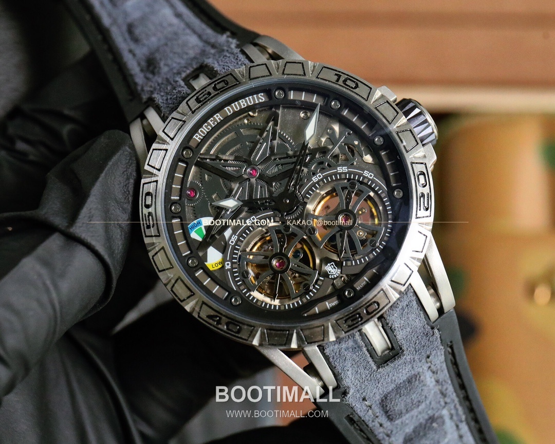 로저드뷔 엑스칼리버 스켈레톤 더블밸런스 DLC 티타늄 오토매틱 Roger Dubuis Excalibur Skeleton Double Balance DLC Titanium Automatic 46mm 2