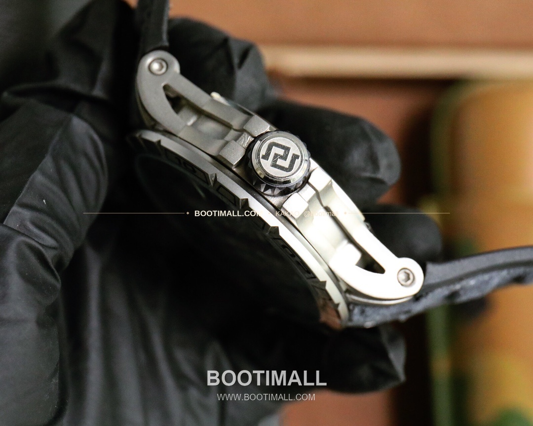 로저드뷔 엑스칼리버 스켈레톤 더블밸런스 DLC 티타늄 오토매틱 Roger Dubuis Excalibur Skeleton Double Balance DLC Titanium Automatic 46mm 5