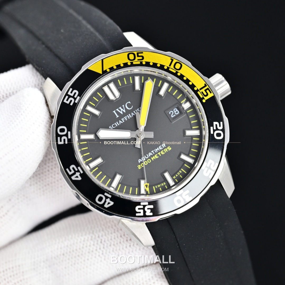 IWC 아쿠아타이머 스틸 블랙 베젤 오토매틱 IWC Aquatimer Steel Black Bezel Automatic 44mm 2
