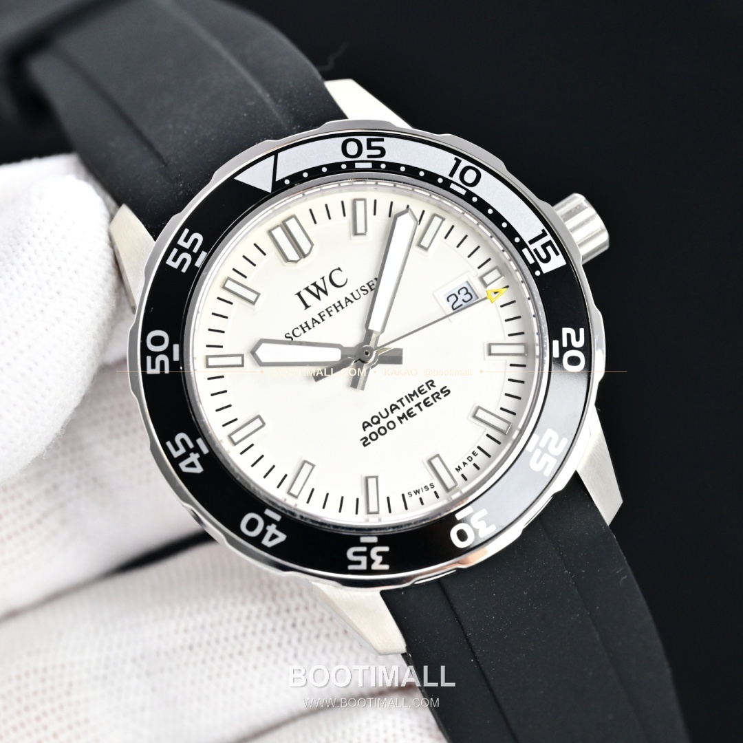 IWC 아쿠아타이머 스틸 블랙 베젤 오토매틱 IWC Aquatimer Steel Black Bezel Automatic 44mm 3