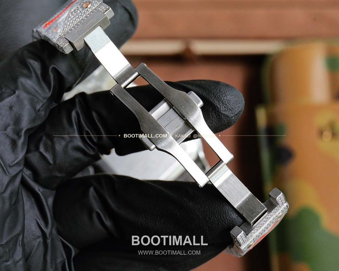 까르띠에 산토스 스틸 풀다이아 블루핸즈 오토매틱 Cartier Santos Steel Full Diamond Blue Hands Automatic 40mm 7