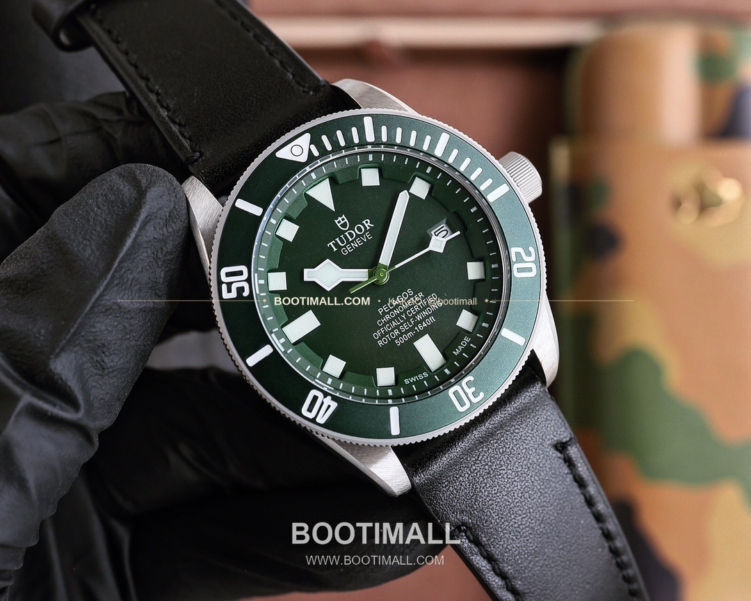 튜더 헤리티지 블랙베이 스틸 브레이슬릿 오토매틱 Tudor Heritage Black Bay Steel Bracelet Automatic 42mm 3