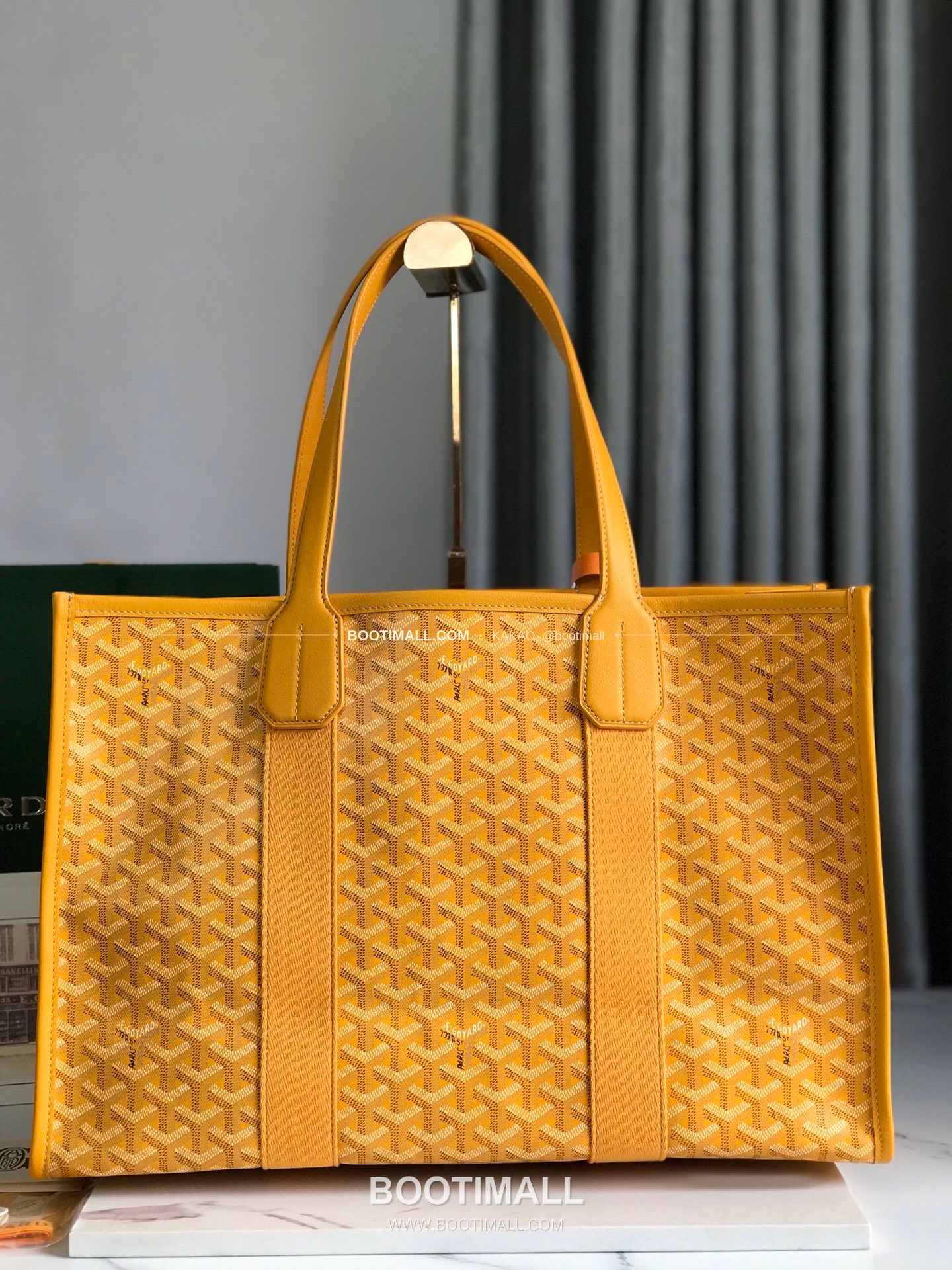 고야드 빌레트 고야르딘 불독 그래픽 토트백 Goyard Villette Goyardine Bulldog Graphic Tote Bag 020220 45.5cm 6