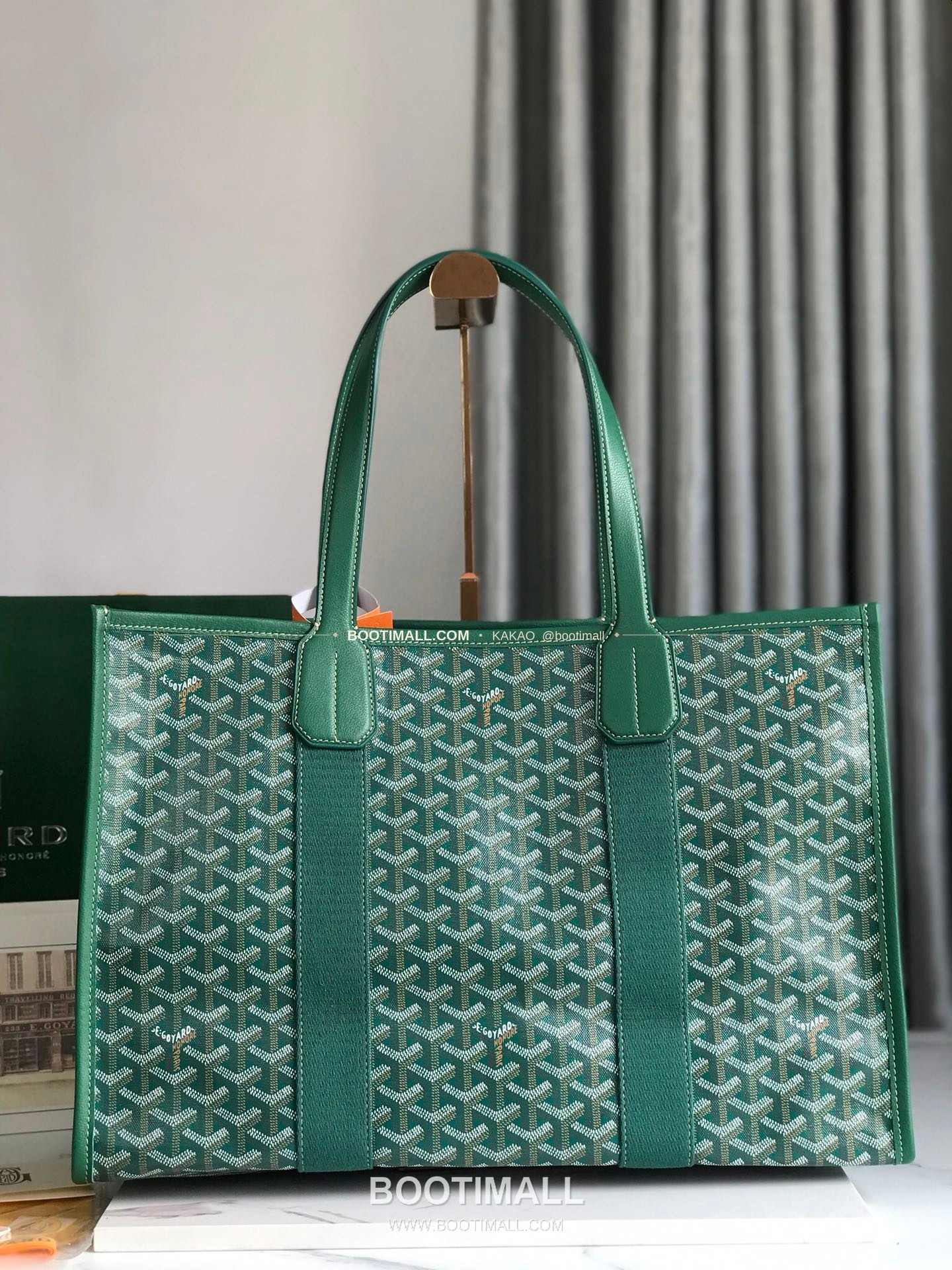 고야드 빌레트 고야르딘 불독 그래픽 토트백 Goyard Villette Goyardine Bulldog Graphic Tote Bag 020220 45.5cm 4