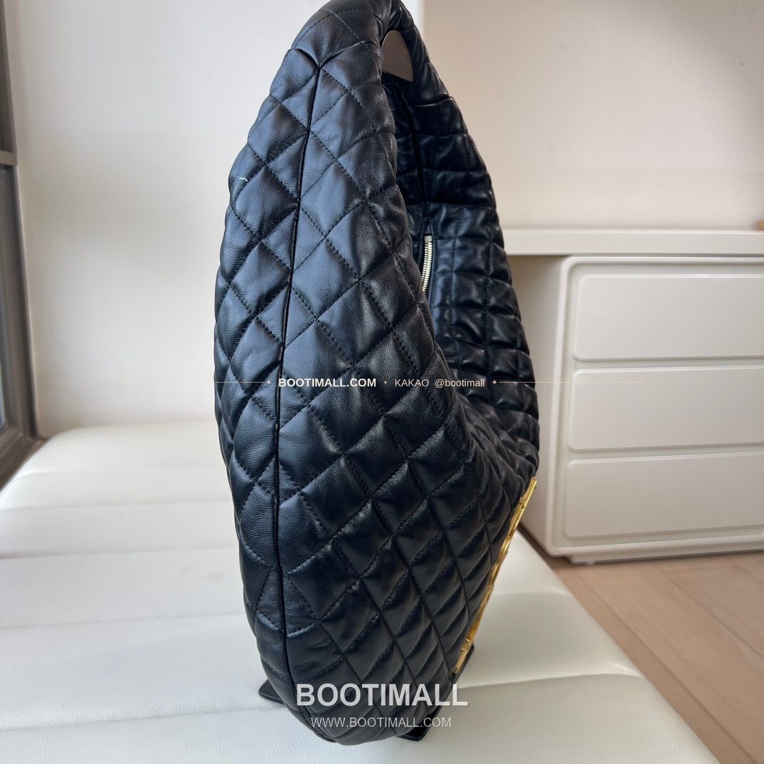 생로랑 아이케어 나파 램스킨 다이아 퀼팅 호보 숄더백 Saint Laurent Icare Nappa Lambskin Diamond Quilted Hobo Shoulder Bag 858160 44cm 3