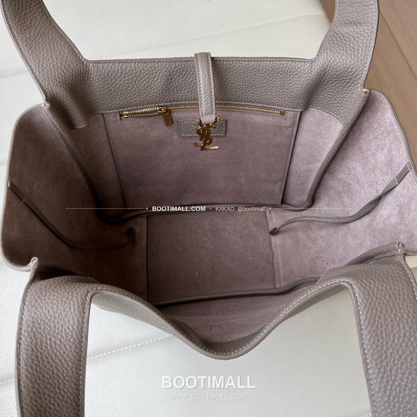 생로랑 르 5 아 7 비아 그레인 레더 카산드라 토트백 Saint Laurent Le 5 A 7 Bea Grain Leather Cassandre Tote Bag 779029 47cm 8