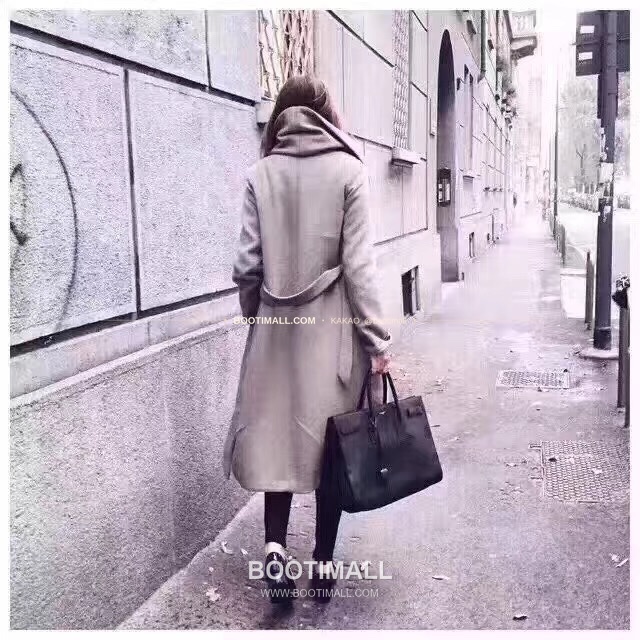 생로랑 삭 드 주르 카프스킨 다이아 엠보 아코디언 토트 숄더백 Saint Laurent Sac De Jour Calfskin Diamond Embossed Accordion Tote Shoulder Bag 378299 32cm 1