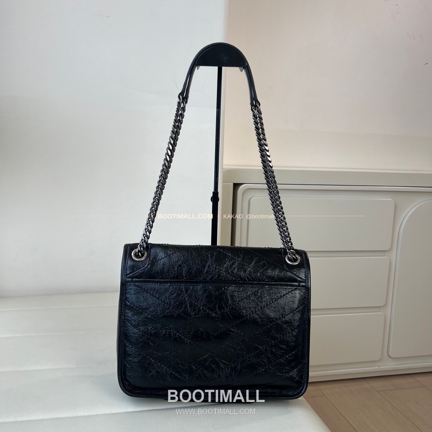 생로랑 니키 램스킨 빈티지 V퀼팅 플랩 체인 숄더백 Saint Laurent Niki Lambskin Vintage V Quilted Flap Chain Shoulder Bag 633184 28cm 8