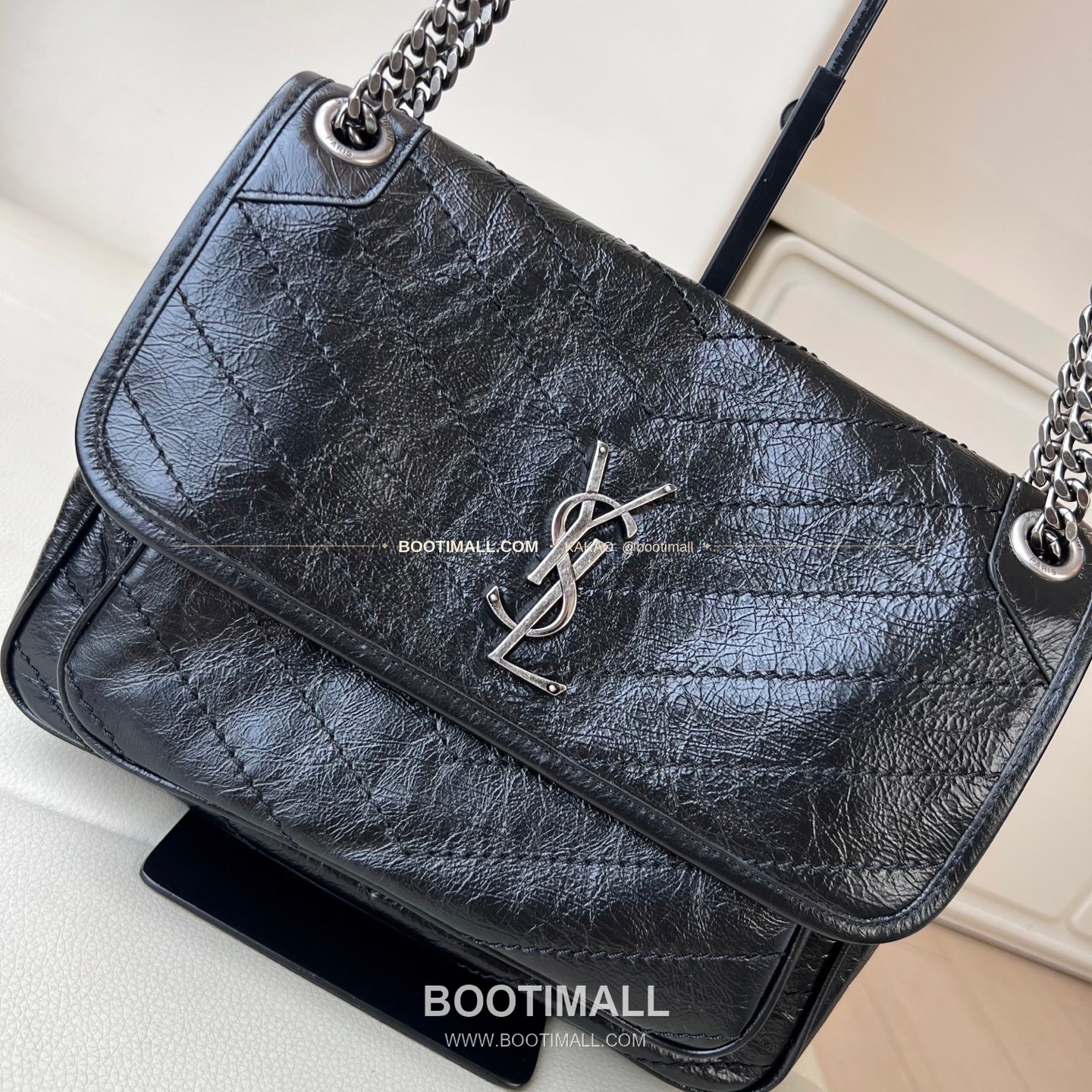 생로랑 니키 램스킨 빈티지 V퀼팅 플랩 체인 숄더백 Saint Laurent Niki Lambskin Vintage V Quilted Flap Chain Shoulder Bag 633184 28cm 10