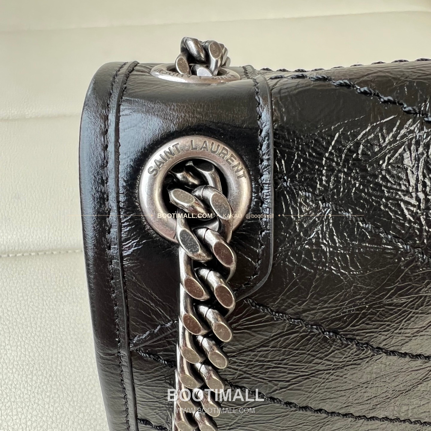 생로랑 니키 램스킨 빈티지 V퀼팅 플랩 체인 숄더백 Saint Laurent Niki Lambskin Vintage V Quilted Flap Chain Shoulder Bag 633184 28cm 12