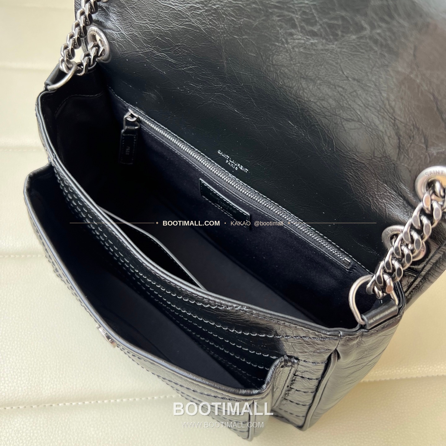 생로랑 니키 램스킨 빈티지 V퀼팅 플랩 체인 숄더백 Saint Laurent Niki Lambskin Vintage V Quilted Flap Chain Shoulder Bag 633184 28cm 14