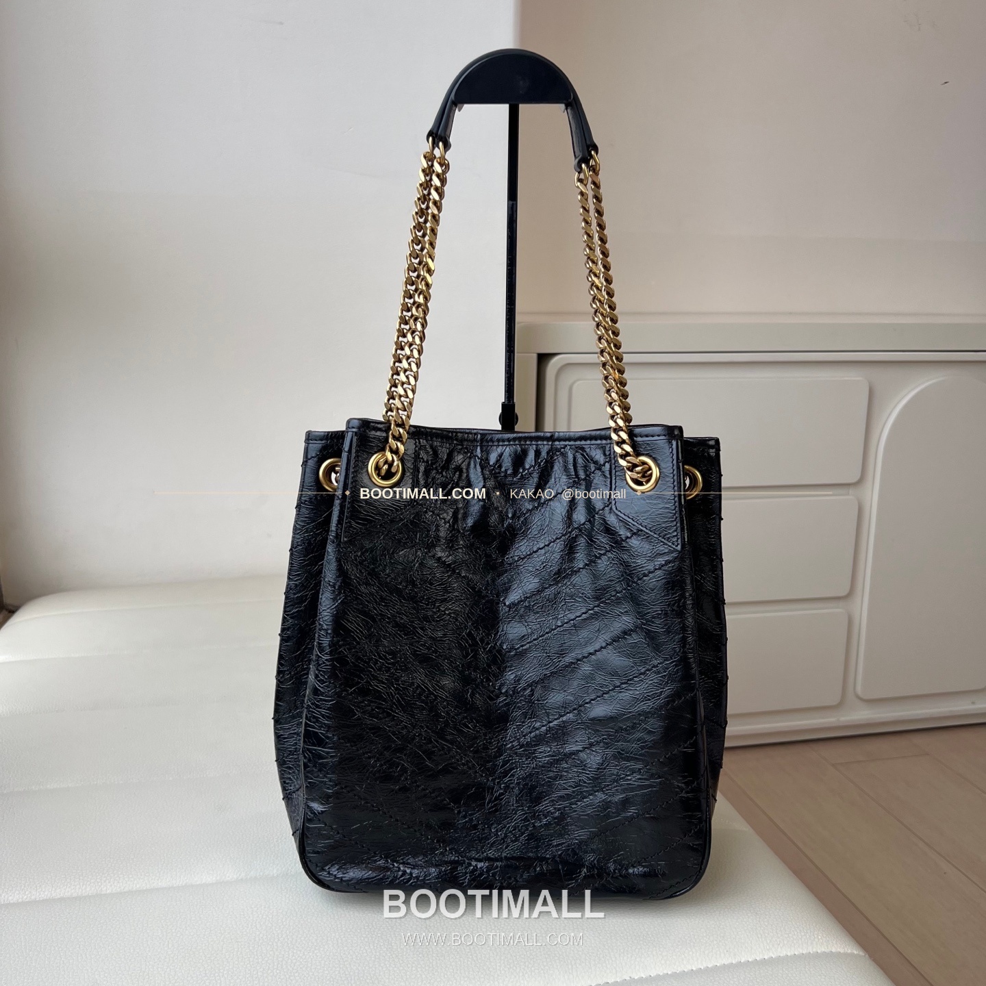 생로랑 니키 카프스킨 빈티지 V퀼팅 토트 숄더백 Saint Laurent Niki Calfskin Vintage V Quilted Tote Shoulder Bag 862295 30cm 6