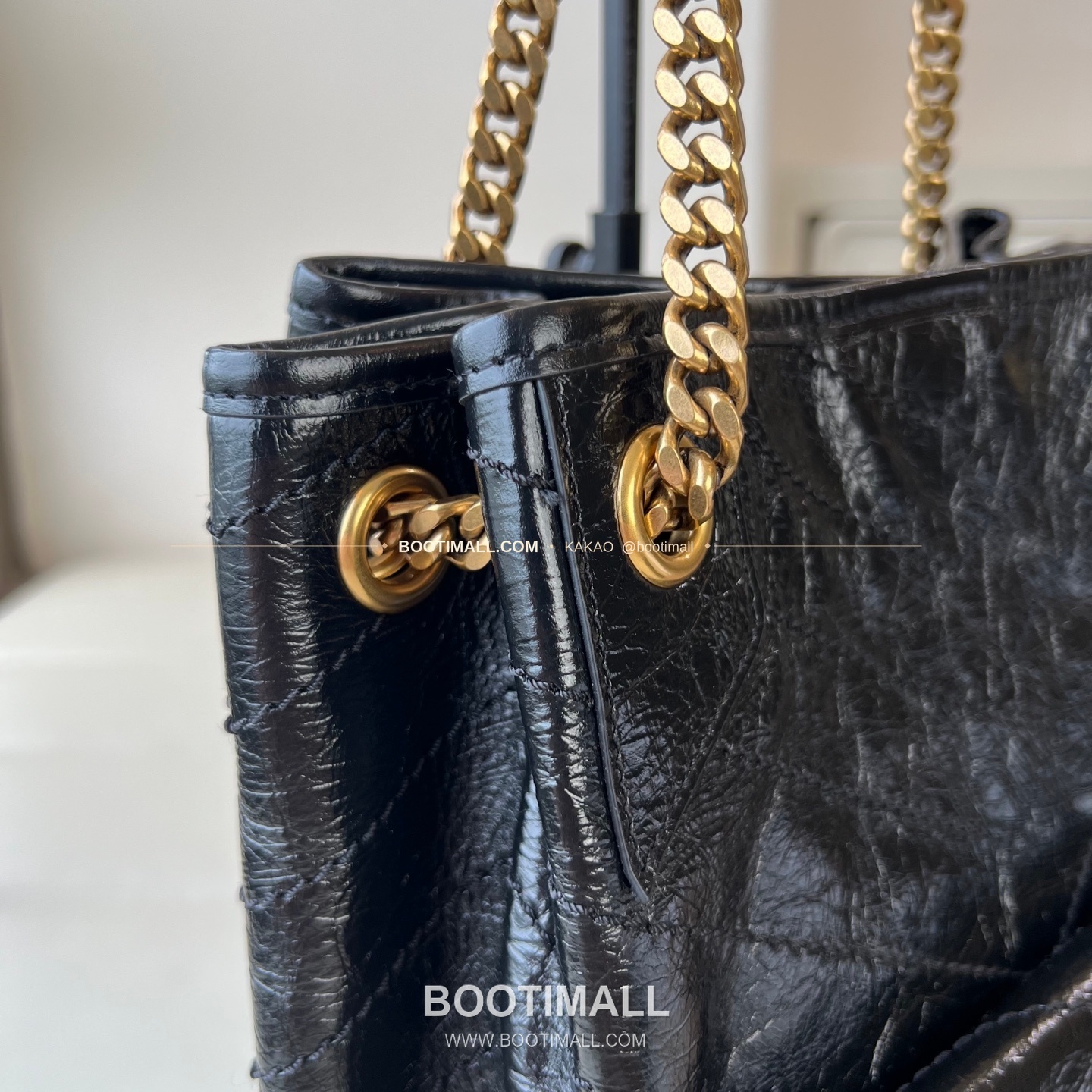 생로랑 니키 카프스킨 빈티지 V퀼팅 토트 숄더백 Saint Laurent Niki Calfskin Vintage V Quilted Tote Shoulder Bag 862295 30cm 13