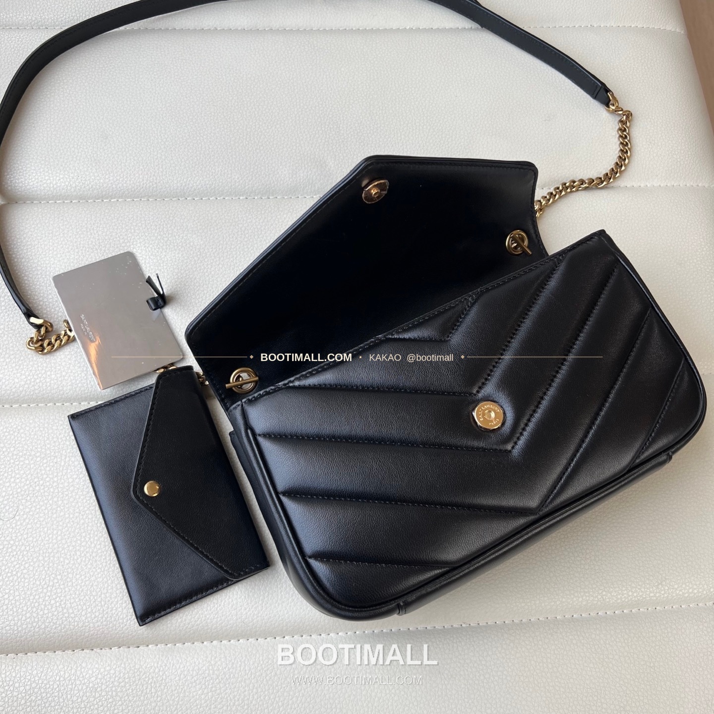 생로랑 루루 카프스킨 V퀼팅 토트 숄더백 Saint Laurent Loulou Calfskin V Quilted Tote Shoulder Bag 869461 25cm 12