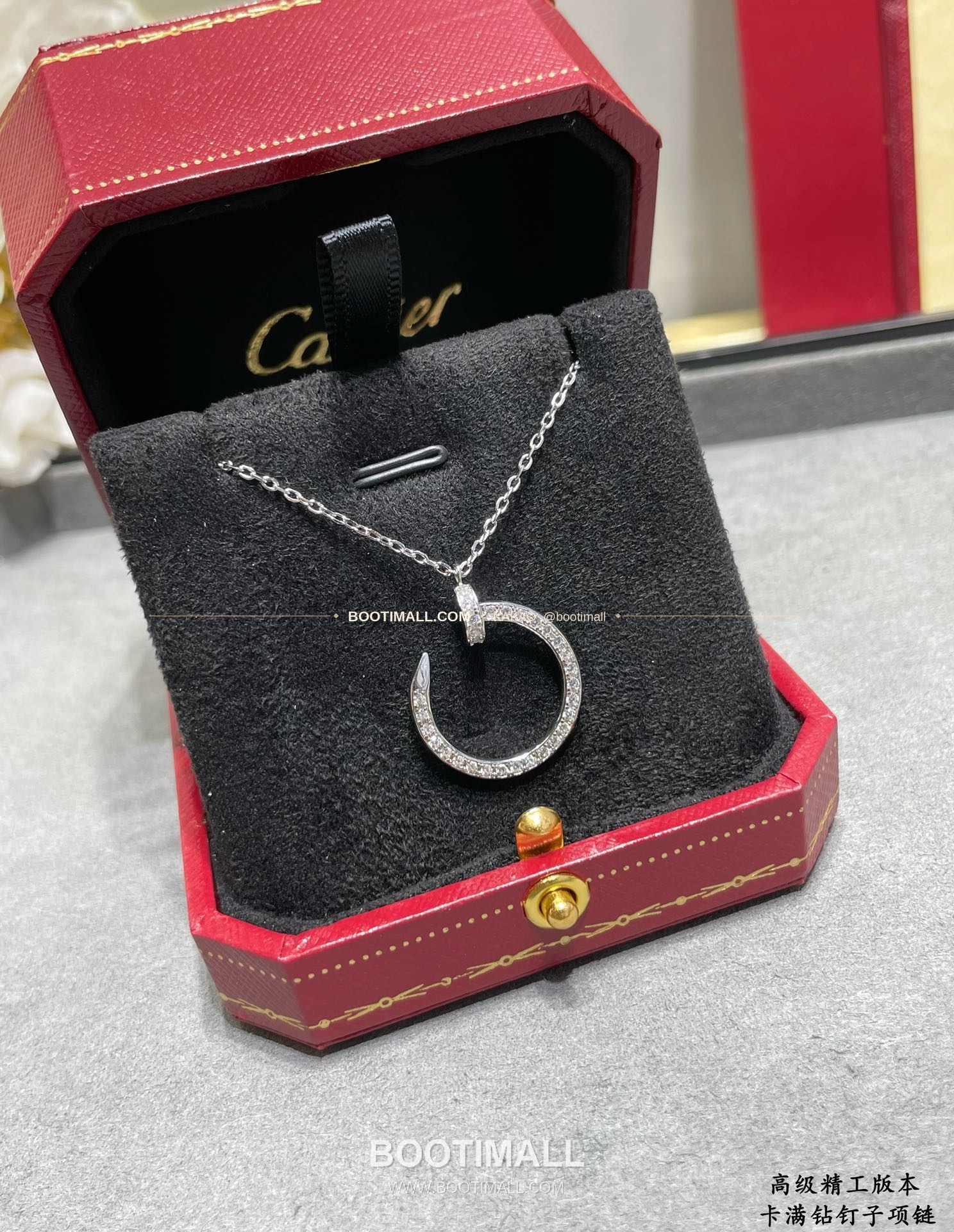 까르띠에 저스트 앵 끌루 풀 다이아 네일 V 골드 네크리스 Cartier Juste un Clou Full Diamond Nail V Gold Necklace 5140210 4