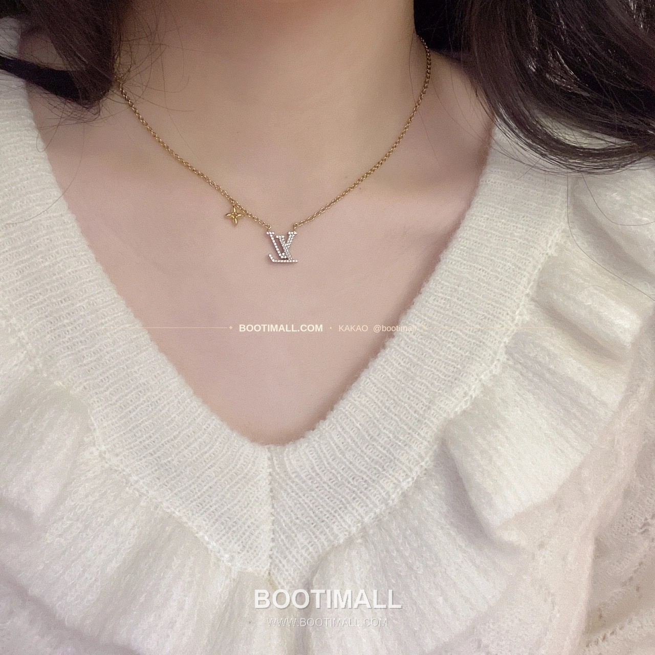 루이비통 풀 다이아 골드 V 골드 네크리스 Louis Vuitton Full Diamond Gold V Gold Necklace 8