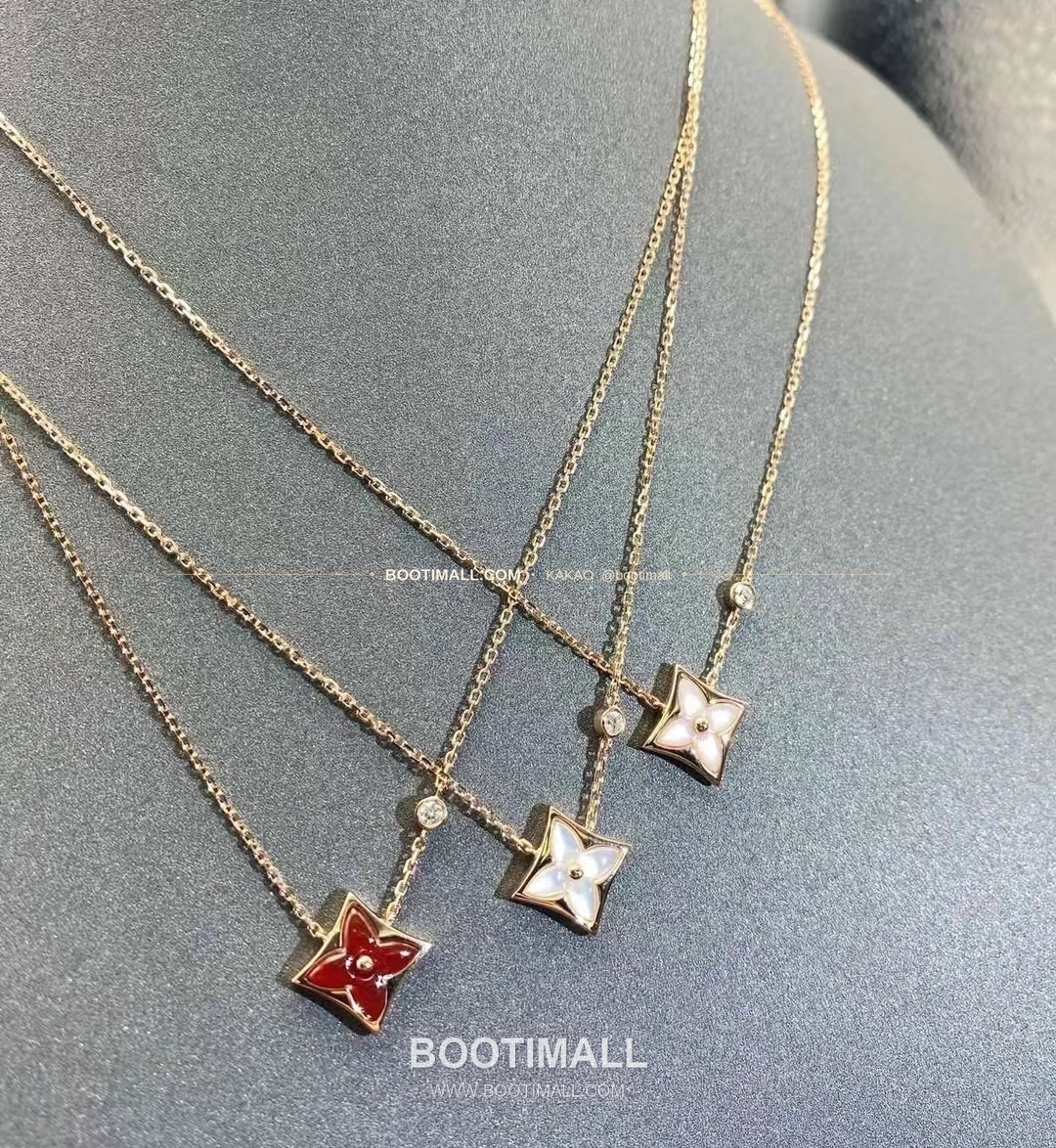 루이비통 모노그램 플라워 레드 카넬리언 V 골드 네크리스 Louis Vuitton Monogram Flower Red Carnelian V Gold Necklace 1