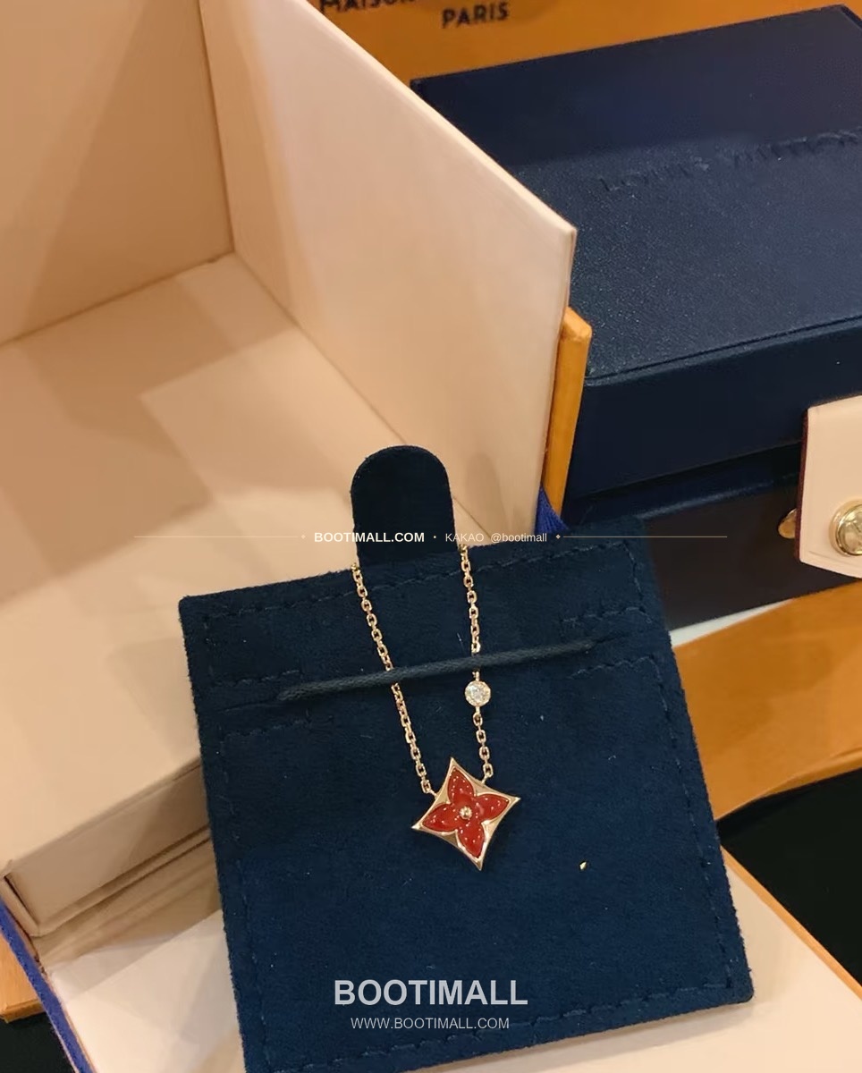 루이비통 모노그램 플라워 레드 카넬리언 V 골드 네크리스 Louis Vuitton Monogram Flower Red Carnelian V Gold Necklace 6