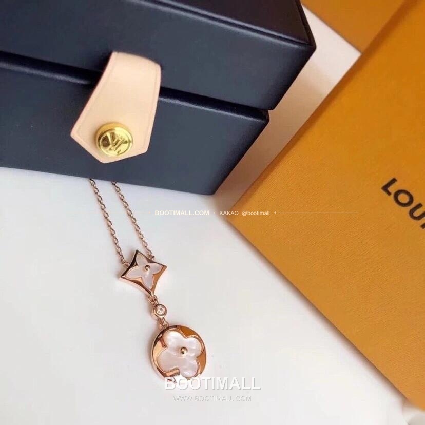 루이비통 모노그램 더블 플라워 V 골드 자개 다이아 네크리스 Louis Vuitton Monogram Double Flower V Gold Mother of Pearl Diamond Necklace 7