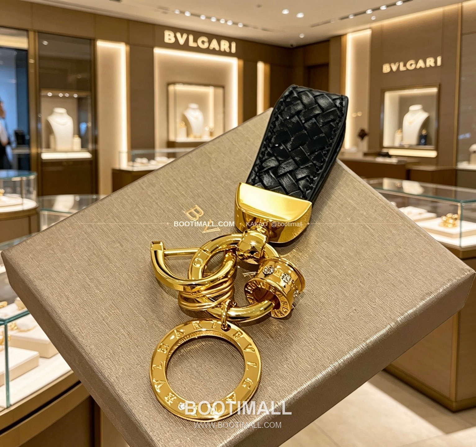 불가리 클래식 로고 빈티지 메탈 키링 Bulgari Classic Logo Vintage Metal Keyring 2