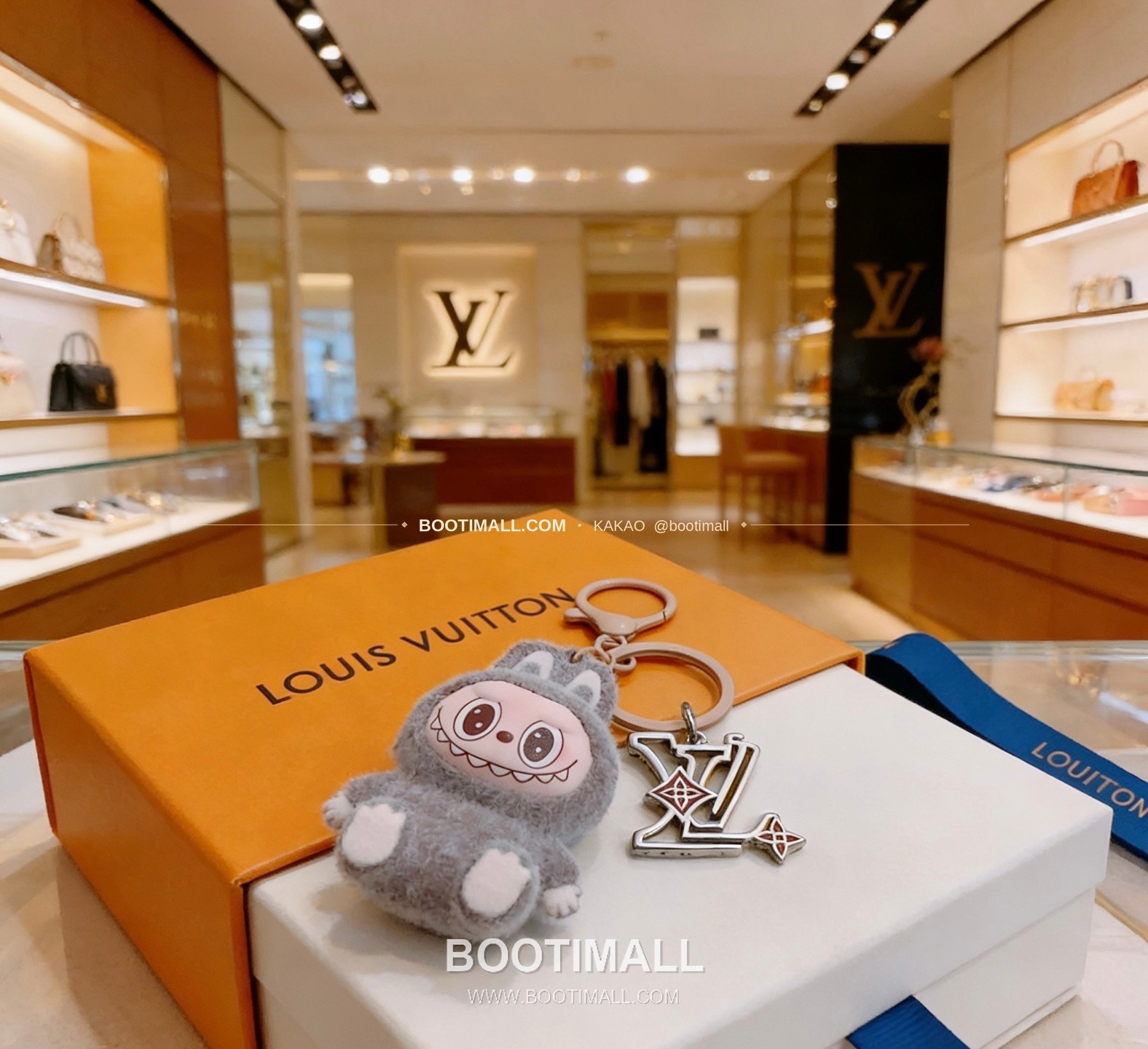 루이비통 라부부 콜라보 앵거 포레스트 빈티지 메탈 키링 Louis Vuitton Labubu Collaboration Anger Forest Vintage Metal Keyring 4