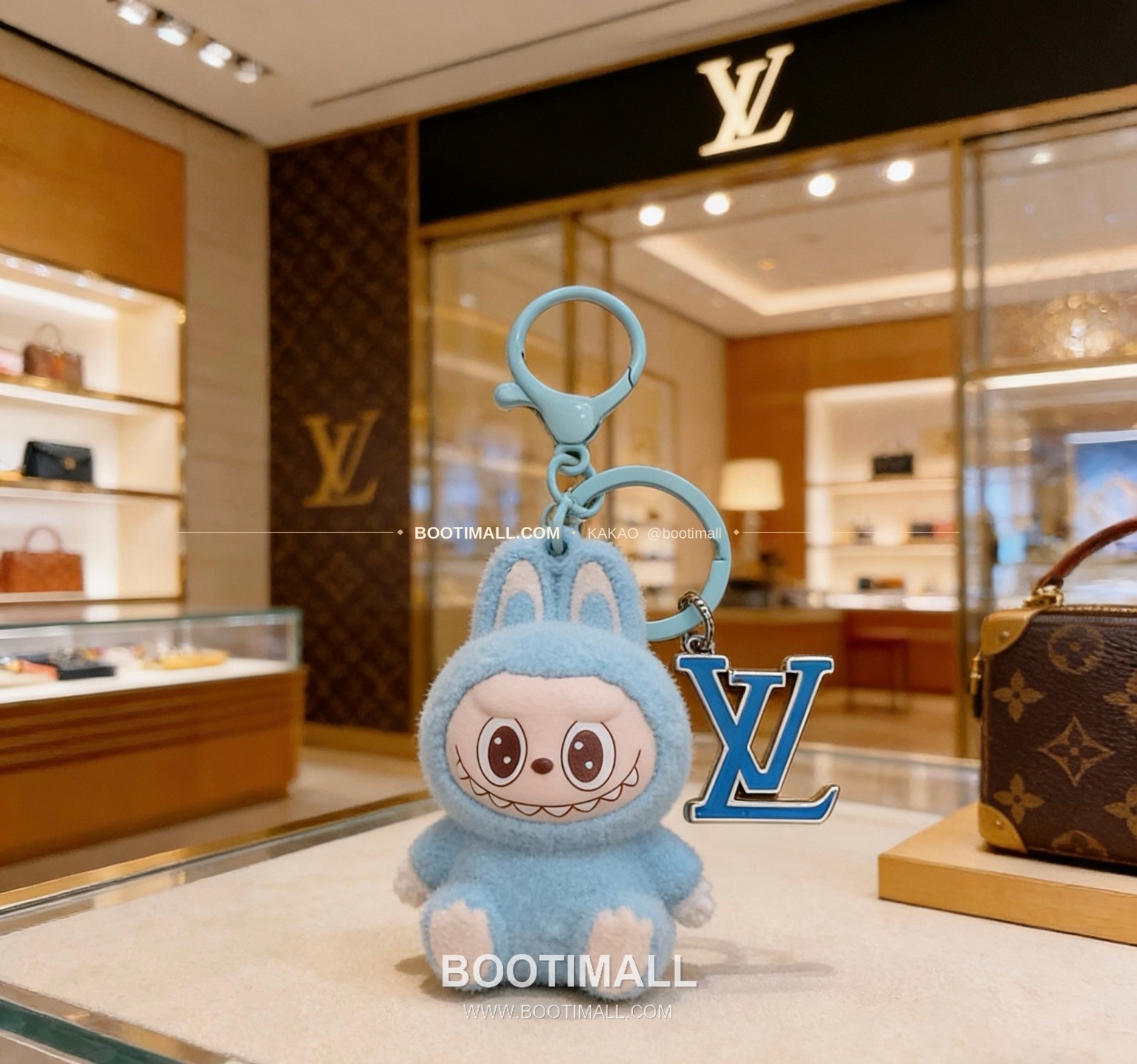 루이비통 라부부 콜라보 앵거 포레스트 빈티지 메탈 키링 Louis Vuitton Labubu Collaboration Anger Forest Vintage Metal Keyring 2