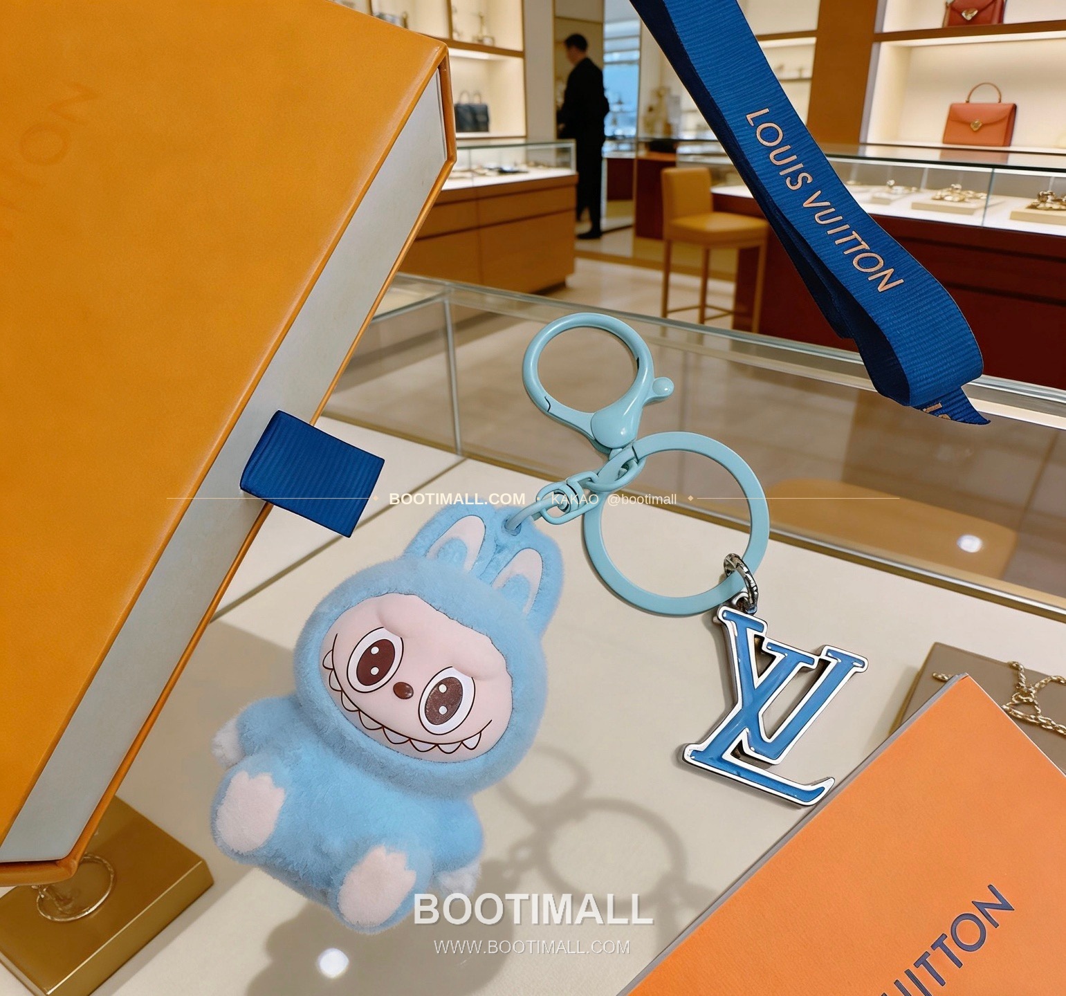 루이비통 라부부 콜라보 앵거 포레스트 빈티지 메탈 키링 Louis Vuitton Labubu Collaboration Anger Forest Vintage Metal Keyring 6