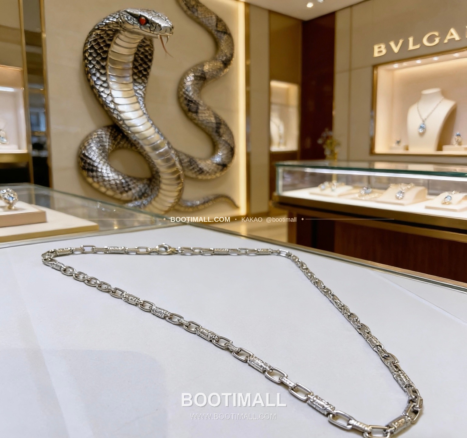 불가리 디바스 드림 V 골드 팬던트 네크리스 Bulgari Divas' Dream V Gold Pendant Necklace 9