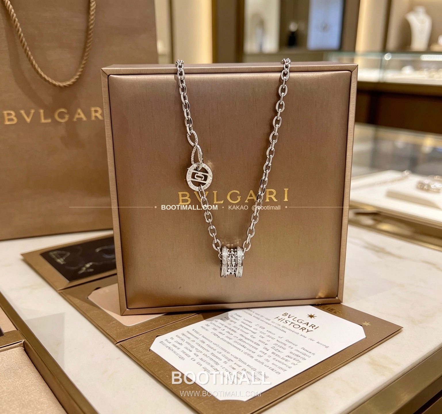 불가리 디바스 드림 V 골드 팬던트 네크리스 Bulgari Divas' Dream V Gold Pendant Necklace 5