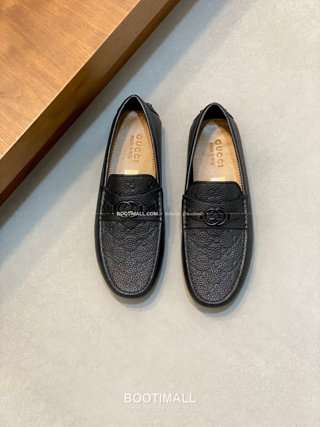 구찌 스웨이드 호스빗 드라이빙 슬립온 로퍼 Gucci Suede Horsebit Driving Slip-On Loafers 1