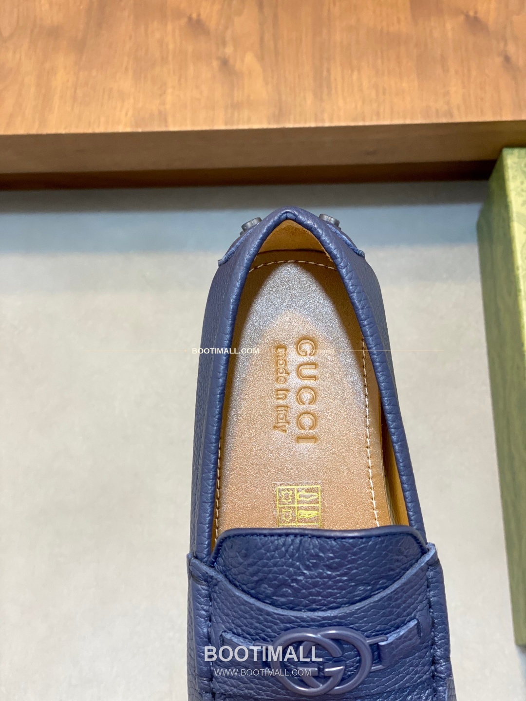 구찌 스웨이드 호스빗 드라이빙 슬립온 로퍼 네이비 Gucci Suede Horsebit Driving Slip-On Loafers 7