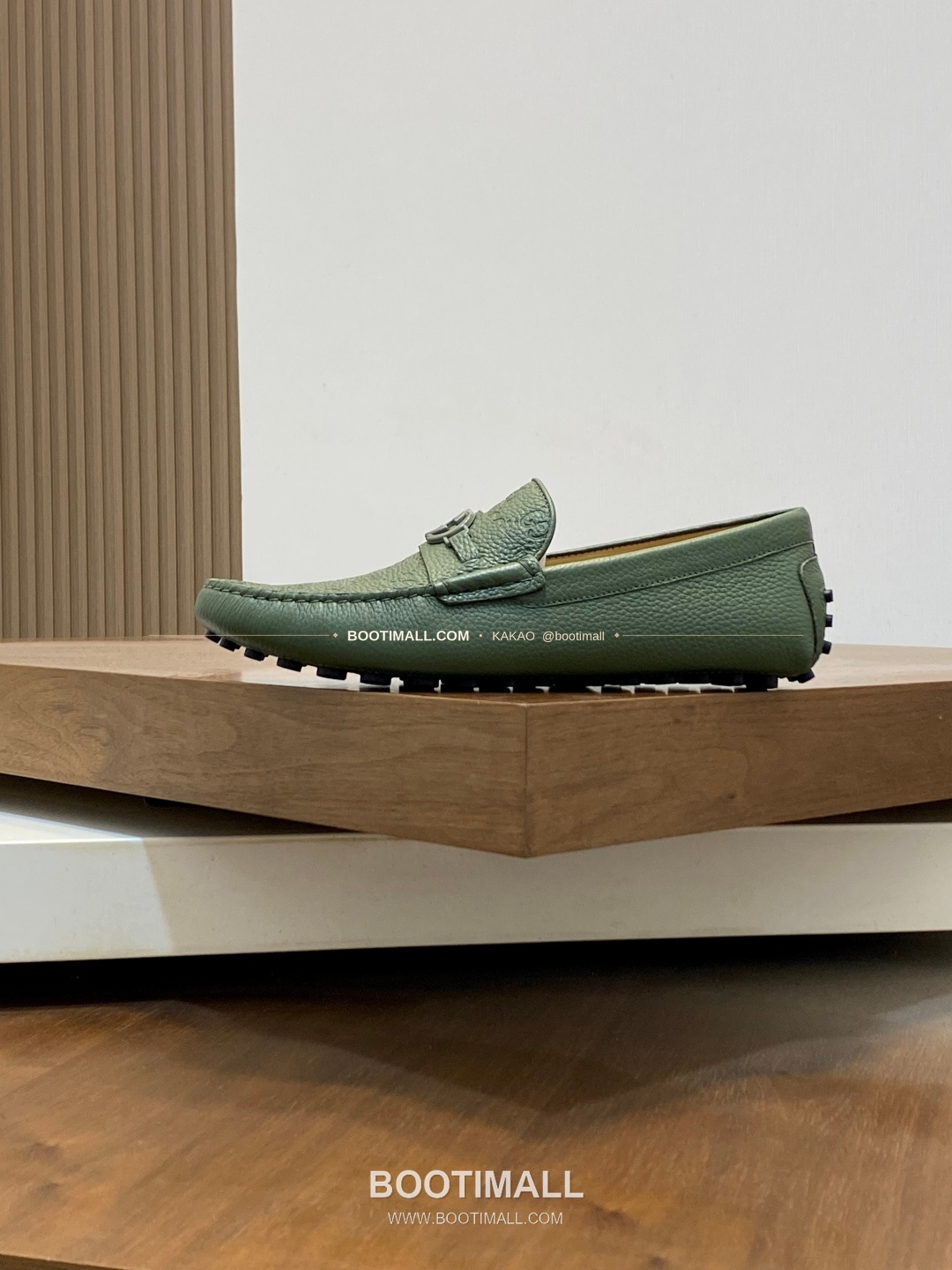 구찌 스웨이드 호스빗 드라이빙 슬립온 로퍼 그린 Gucci Suede Horsebit Driving Slip-On Loafers 2