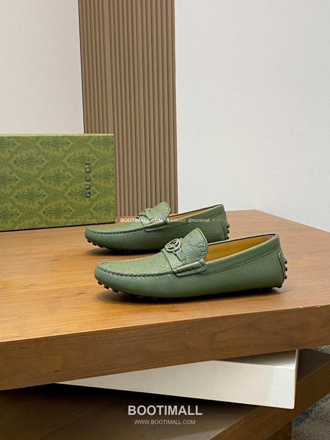 구찌 스웨이드 호스빗 드라이빙 슬립온 로퍼 그린 Gucci Suede Horsebit Driving Slip-On Loafers 3