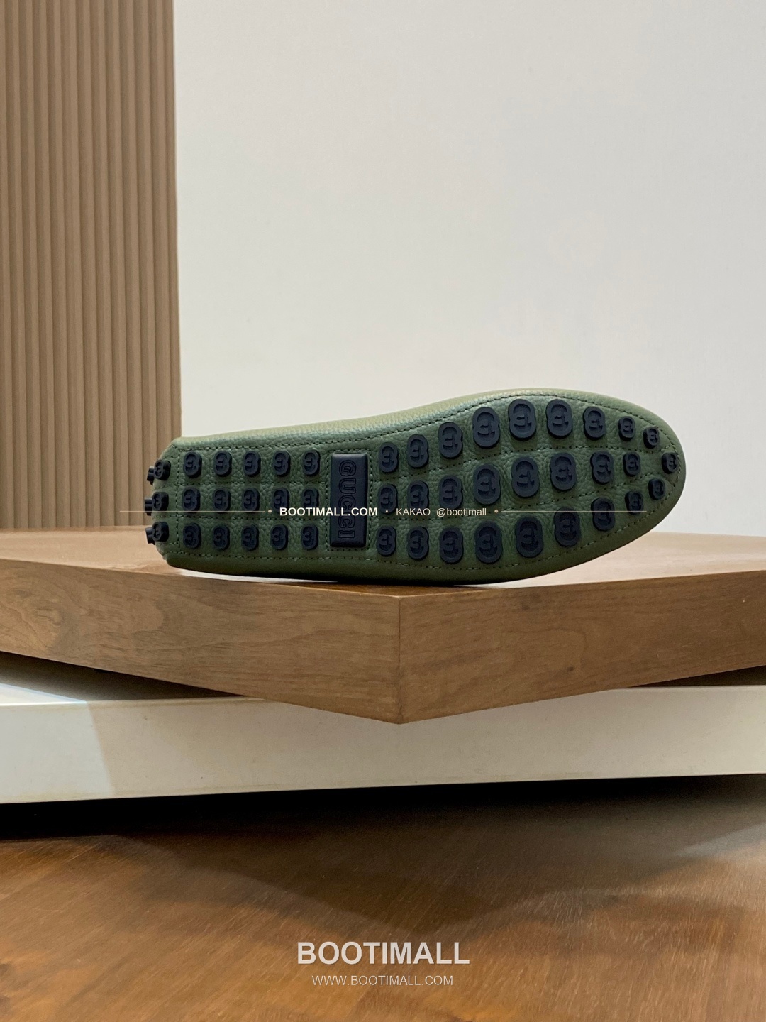 구찌 스웨이드 호스빗 드라이빙 슬립온 로퍼 그린 Gucci Suede Horsebit Driving Slip-On Loafers 9