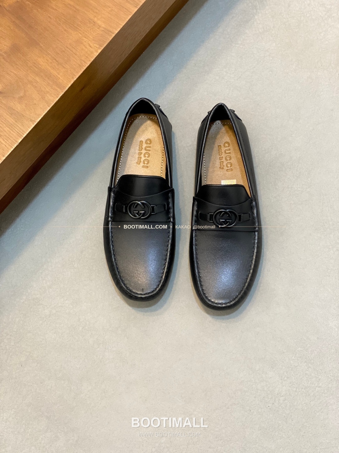 구찌 키프스킨 호스빗 드라이빙 슬립온 로퍼 블랙 Gucci Suede Horsebit Driving Slip-On Loafers 1