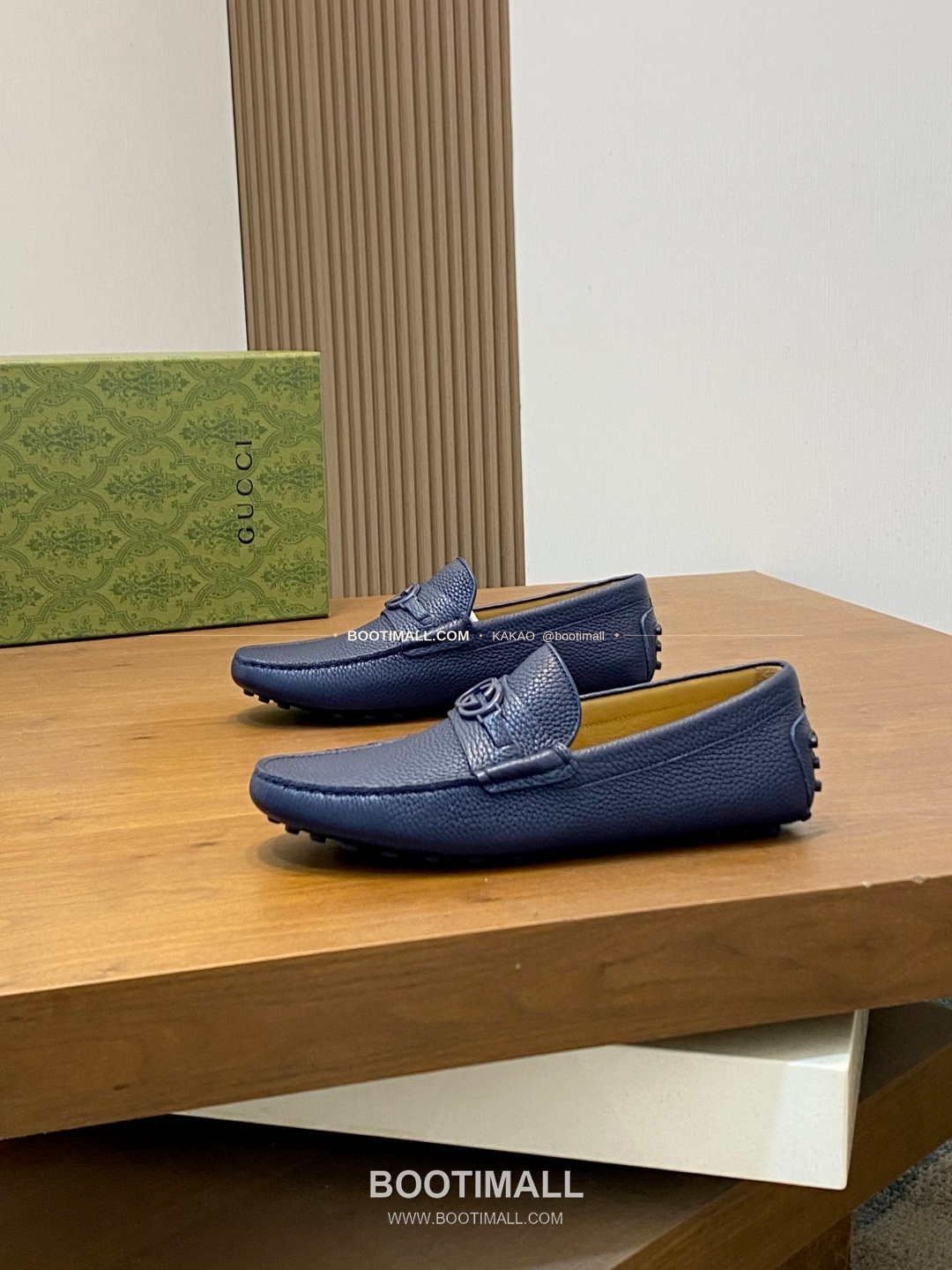 구찌 키프스킨 호스빗 드라이빙 슬립온 로퍼 네이비 Gucci Suede Horsebit Driving Slip-On Loafers 3