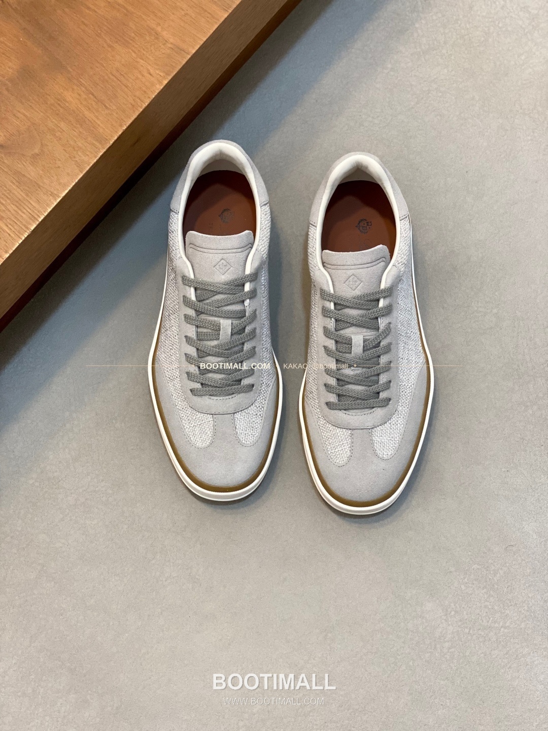 로로피아나 페코라네라 울 레더트림 로고 스니커즈 그레이 Loro Piana Pecora Nera Wool Leather Trim Logo Sneakers 1