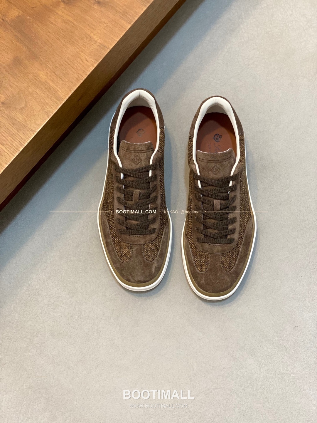 로로피아나 페코라네라 울 레더트림 로고 스니커즈 브라운 Loro Piana Pecora Nera Wool Leather Trim Logo Sneakers 1