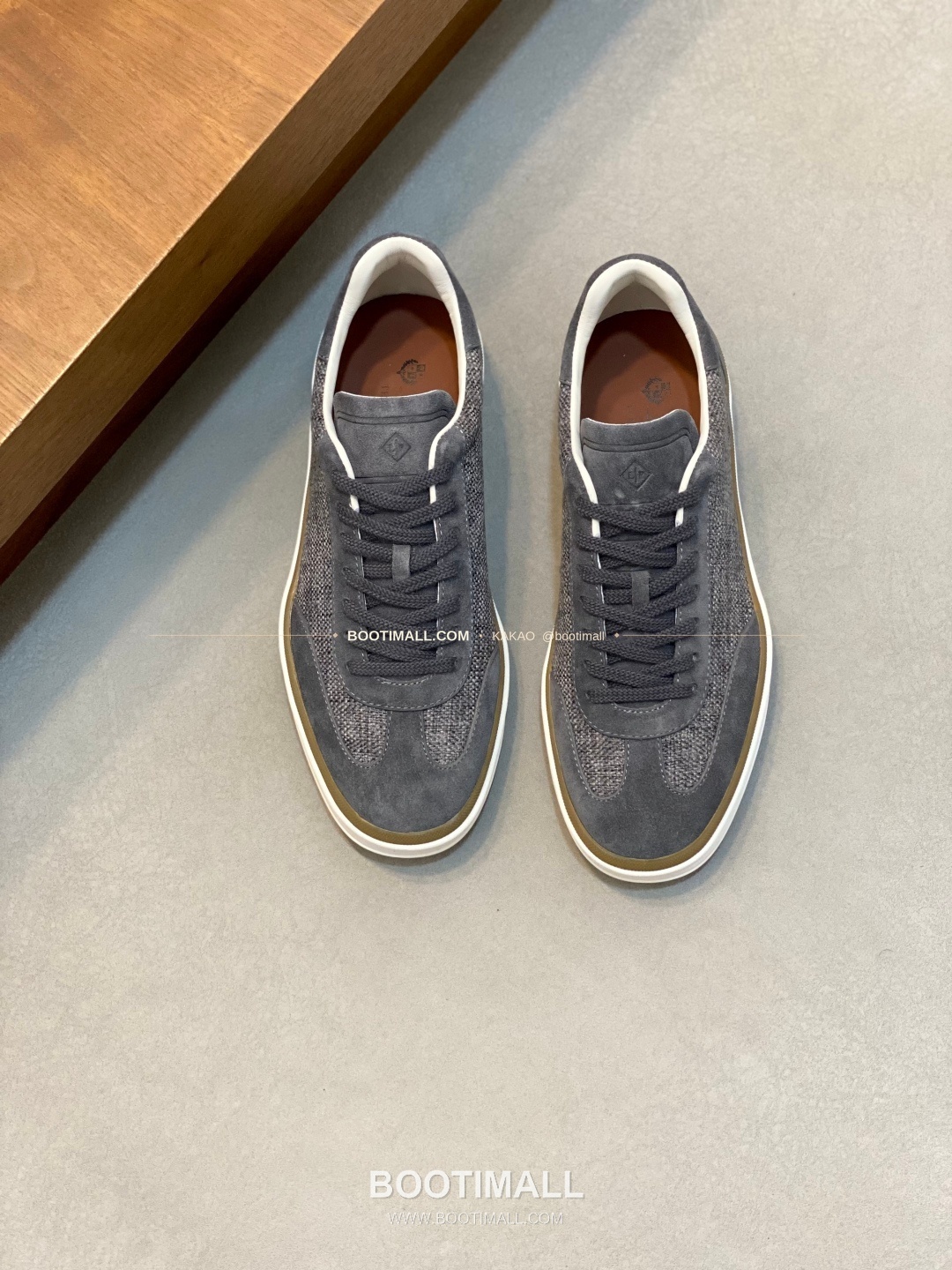 로로피아나 페코라네라 울 레더트림 로고 스니커즈 다크그레이 Loro Piana Pecora Nera Wool Leather Trim Logo Sneakers 1