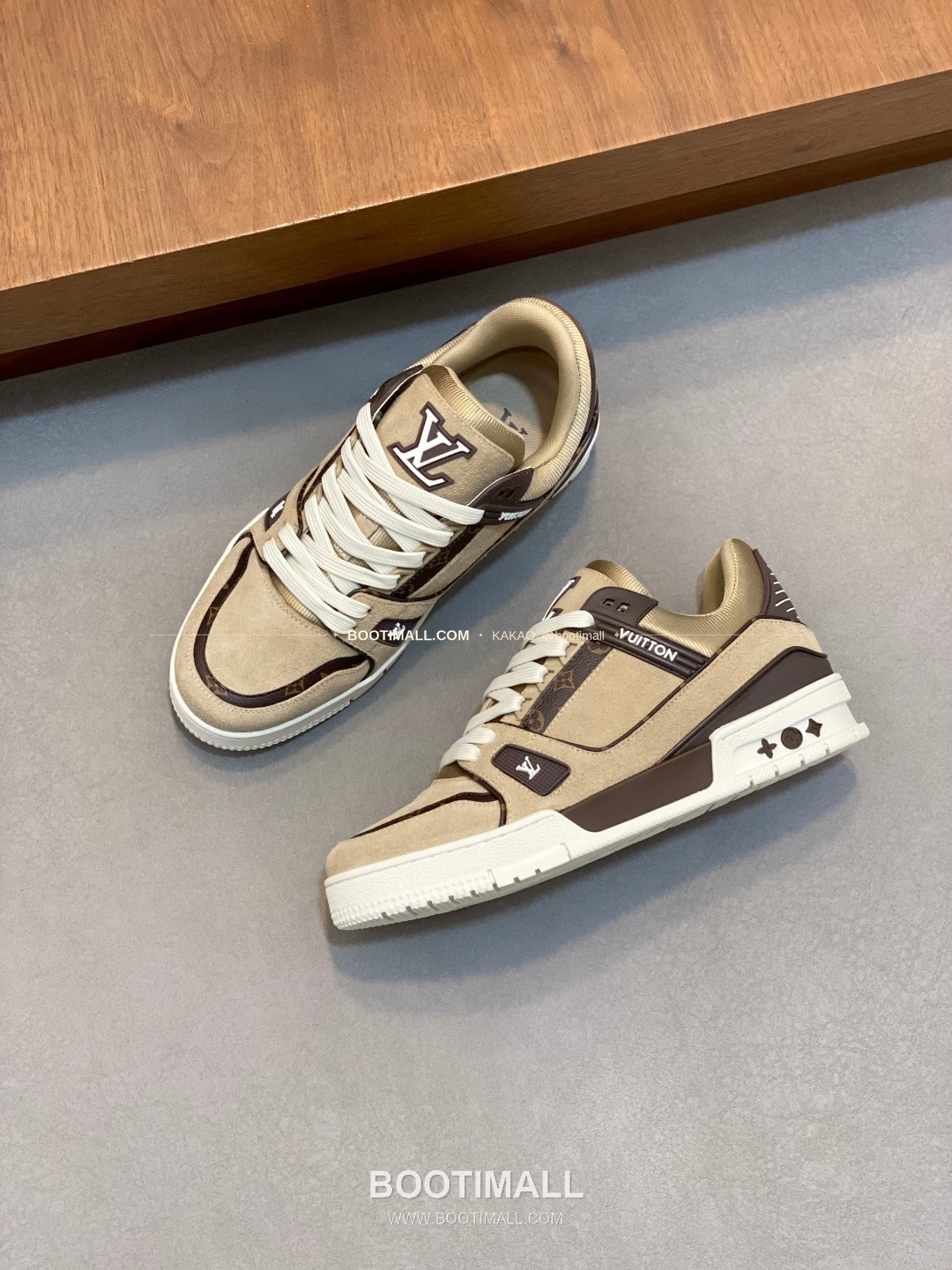 루이비통 스웨이드 모노그램 로고 레이스업 스니커즈 베이지 Louis Vuitton Suede Monogram Logo Lace-Up Sneakers 5