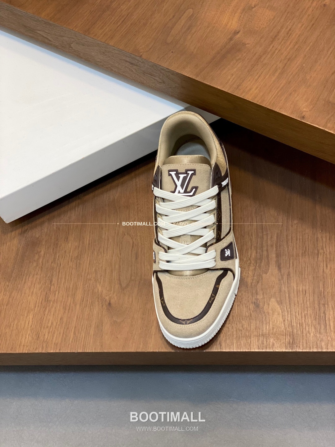 루이비통 스웨이드 모노그램 로고 레이스업 스니커즈 베이지 Louis Vuitton Suede Monogram Logo Lace-Up Sneakers 6