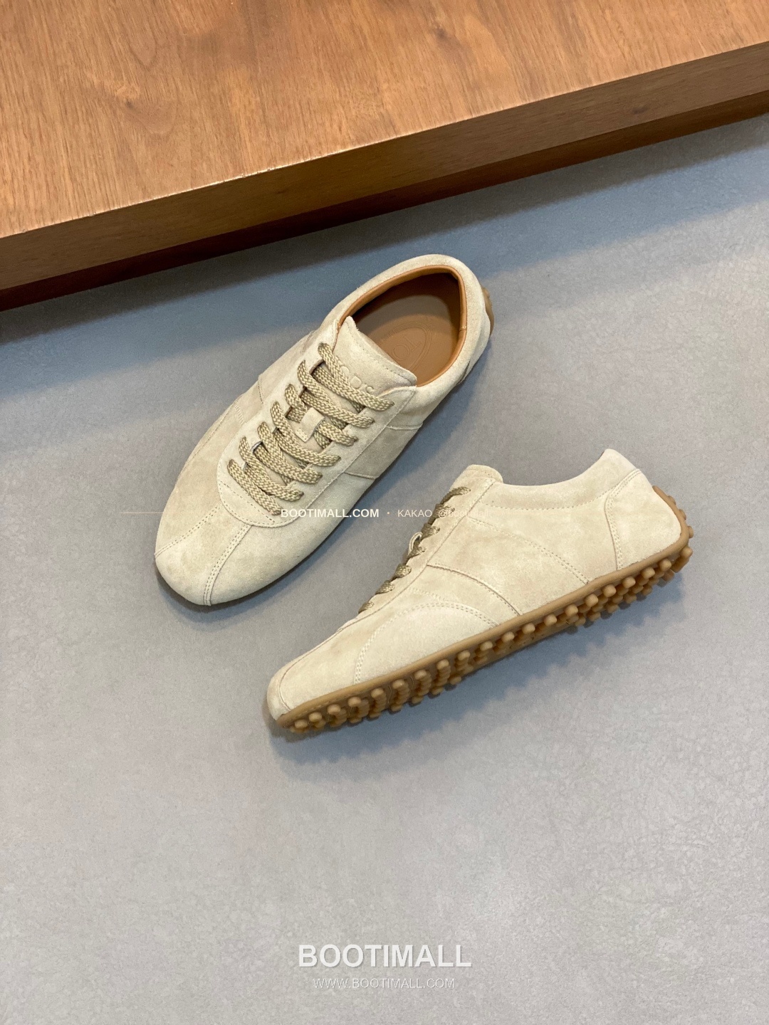 토즈 송아지가죽 고미노 러버솔 슬립온 로퍼 베이지 Tod’s Calfskin Gommino Rubber Sole Slip-On Loafers 5