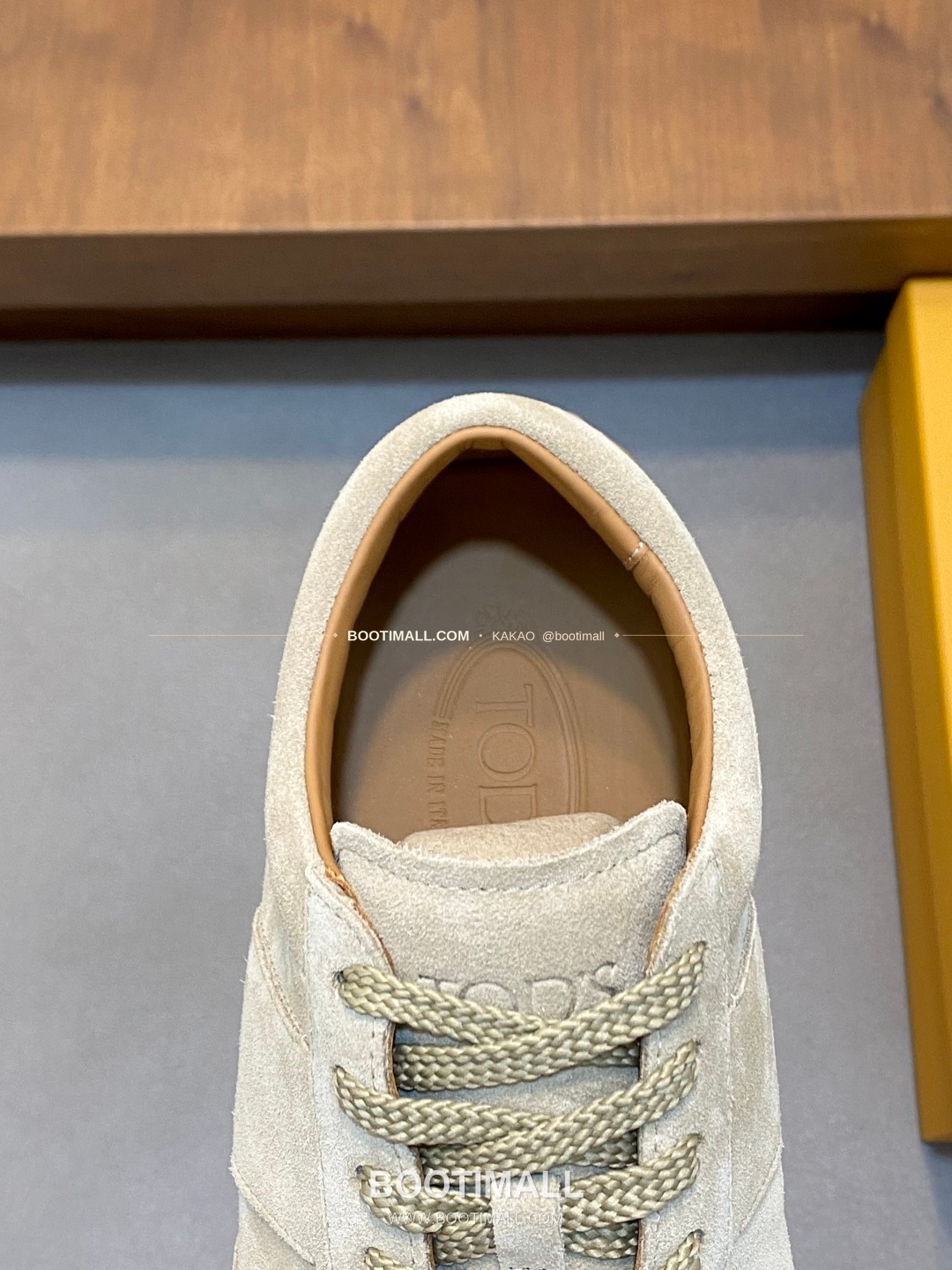 토즈 송아지가죽 고미노 러버솔 슬립온 로퍼 베이지 Tod’s Calfskin Gommino Rubber Sole Slip-On Loafers 7