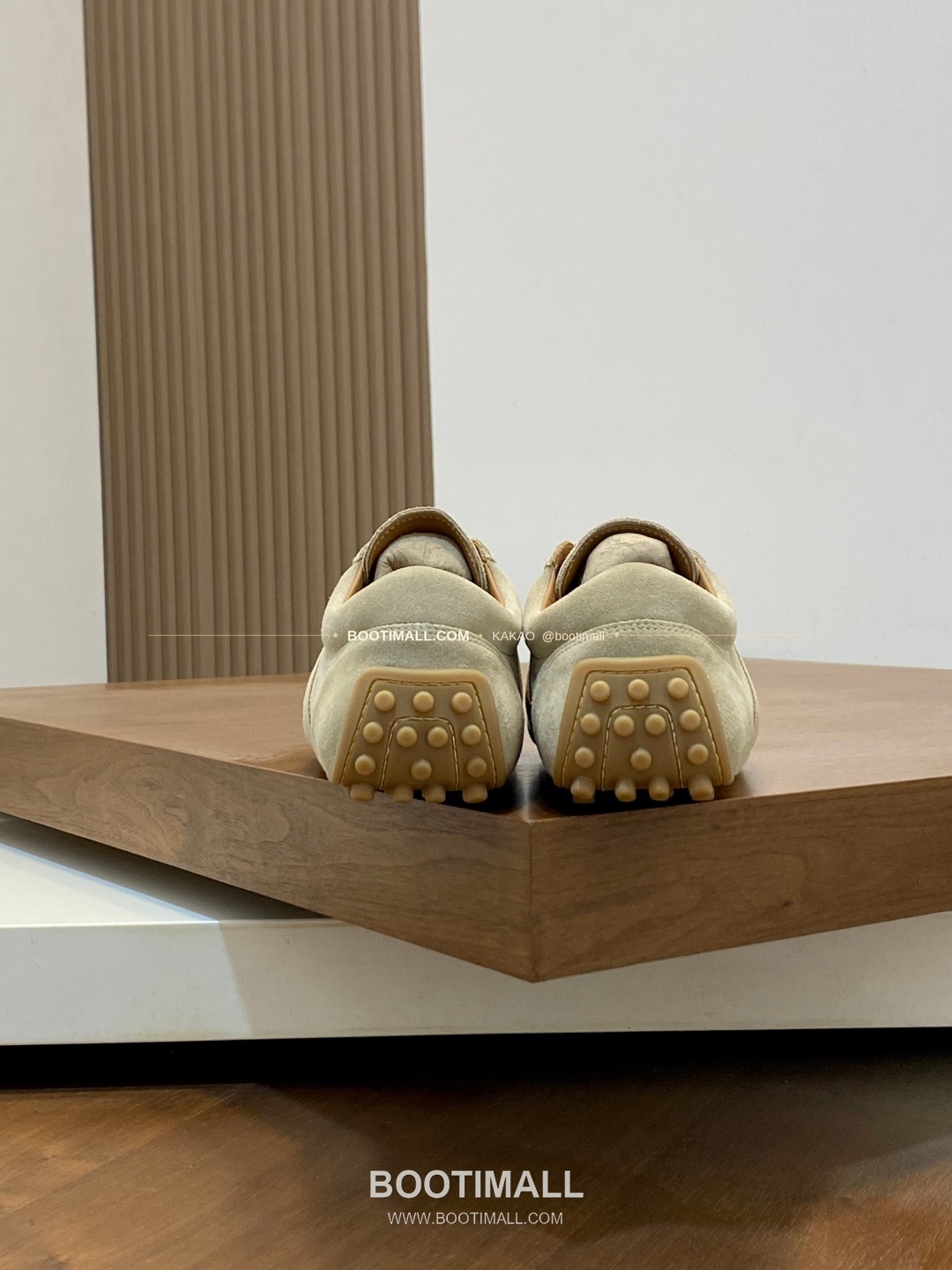 토즈 송아지가죽 고미노 러버솔 슬립온 로퍼 베이지 Tod’s Calfskin Gommino Rubber Sole Slip-On Loafers 8