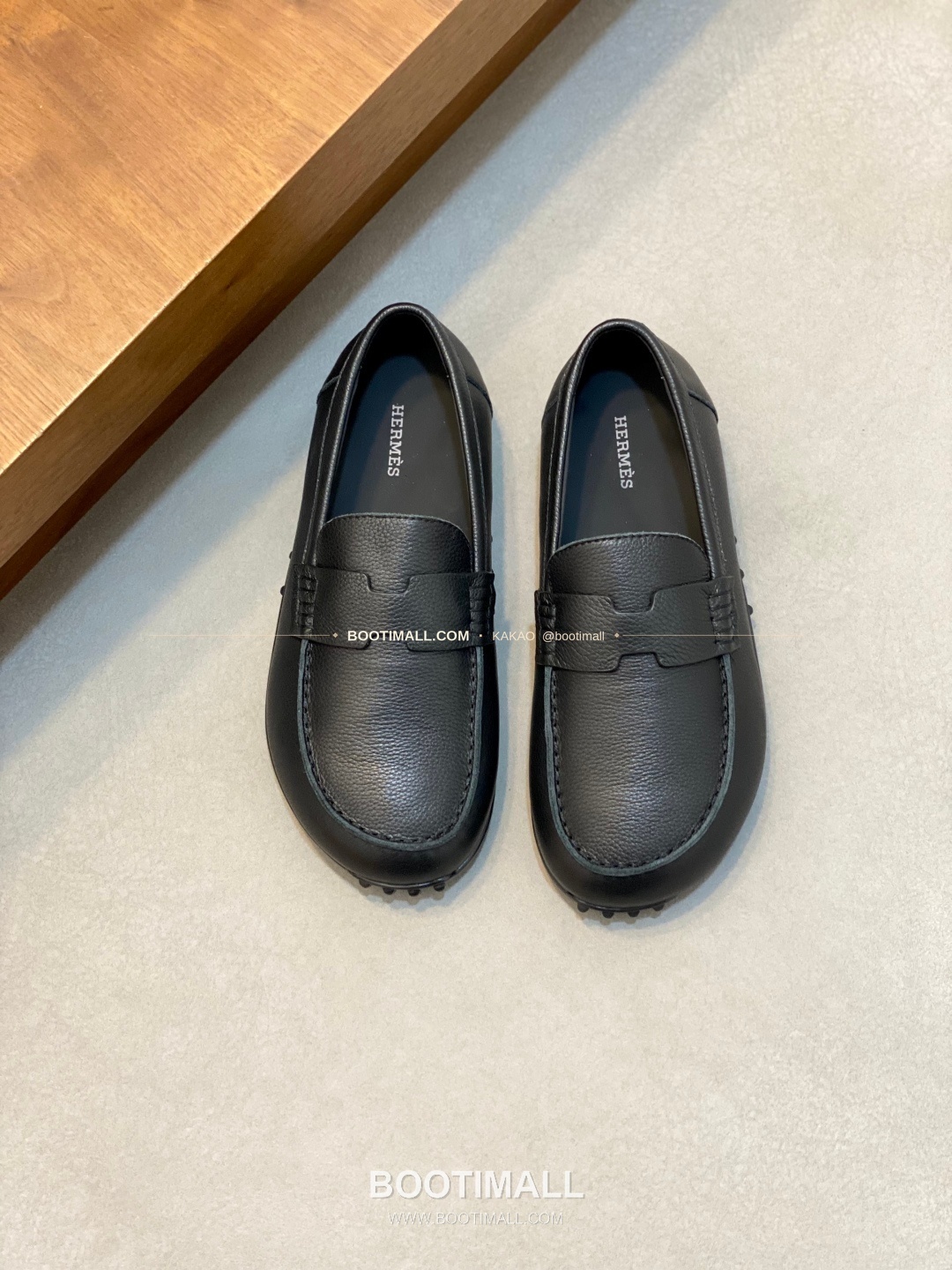 에르메스 송아지가죽 H로고 슬립온 로퍼 블랙 Hermes Calfskin H Logo Slip-On Loafers 1