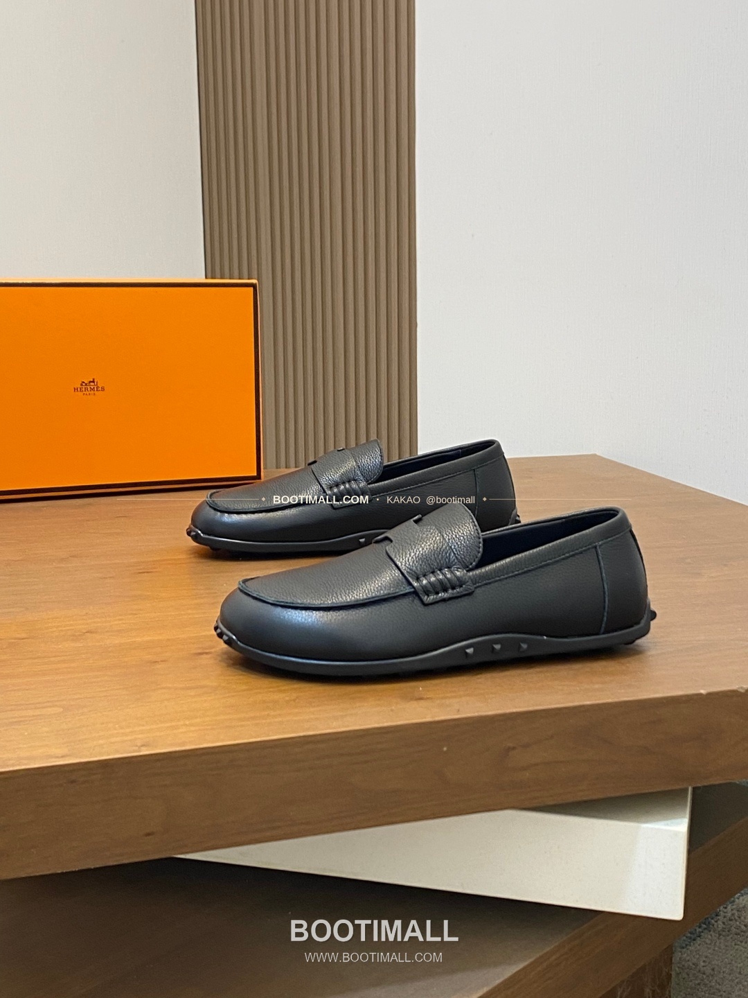 에르메스 송아지가죽 H로고 슬립온 로퍼 블랙 Hermes Calfskin H Logo Slip-On Loafers 3